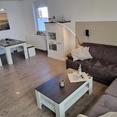 Ferienhaus Ohrenqualle ドルヌム エクステリア 写真