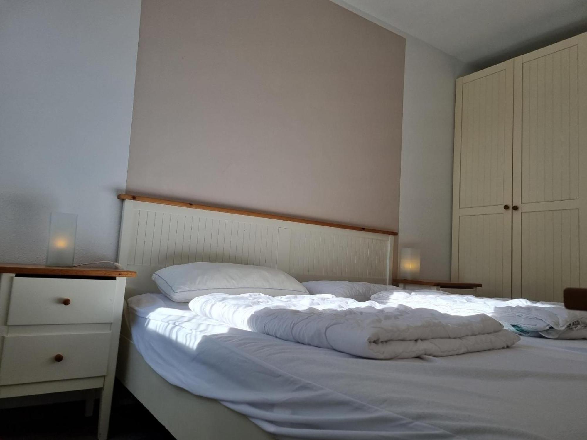 Ferienhaus Ohrenqualle ドルヌム エクステリア 写真