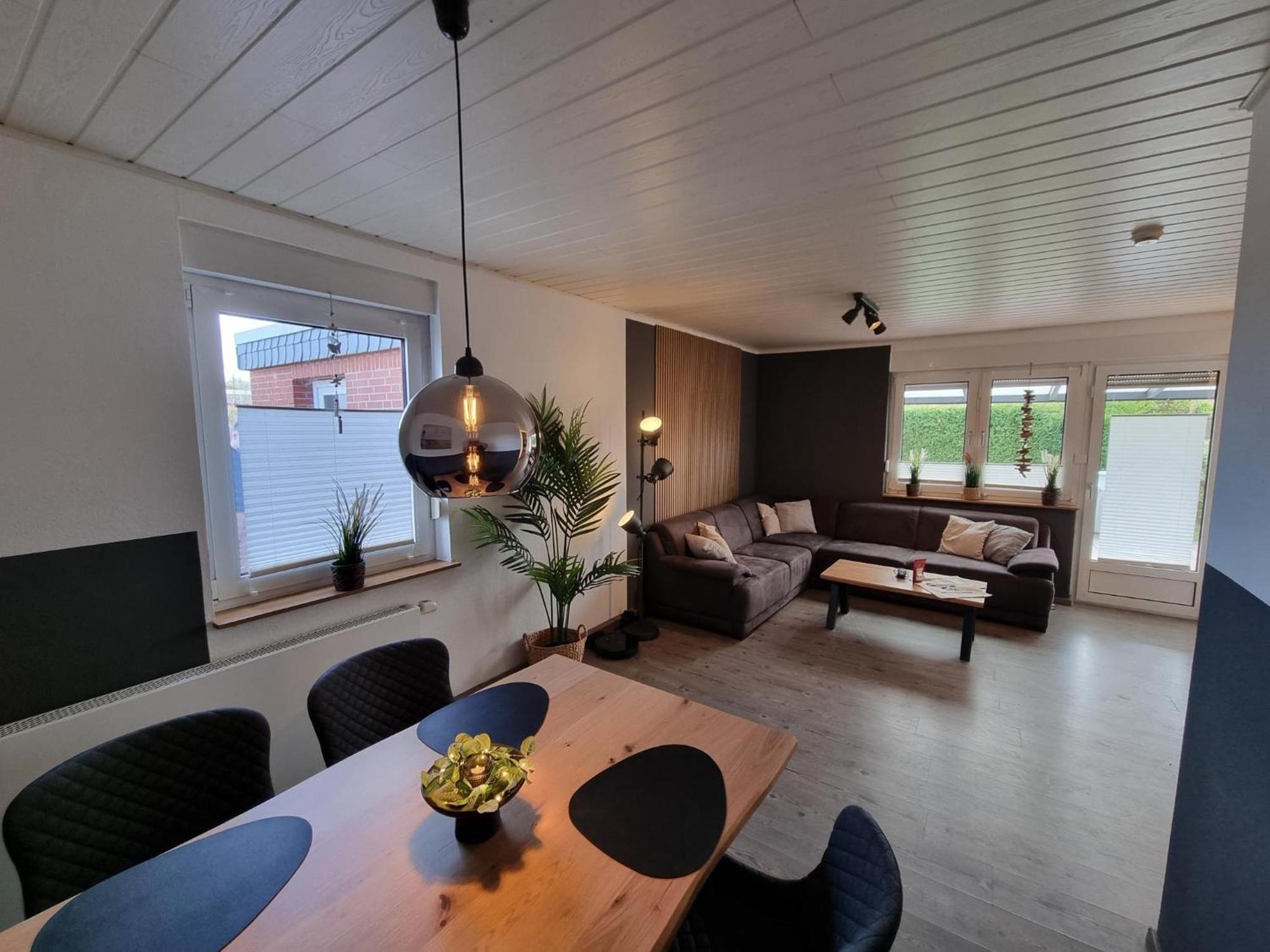 Ferienhaus Ohrenqualle ドルヌム エクステリア 写真